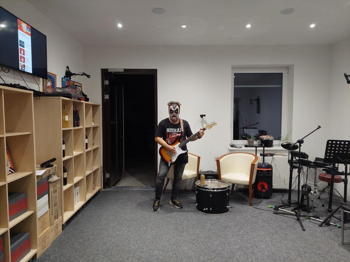 إيزولا Artrock Residence المظهر الخارجي الصورة